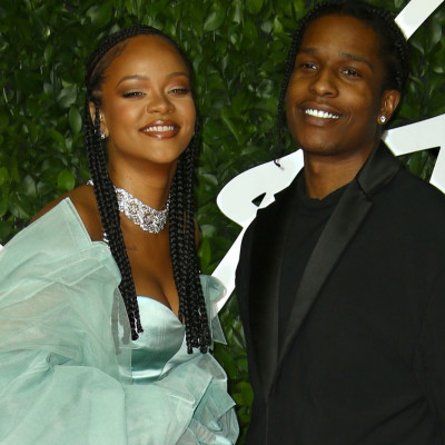 «Εγώ σε θέλω με τη RiRi»: Η ατάκα της μητέρας του A$AP Rocky που διέλυσε τον μύθο της κακιάς πεθεράς