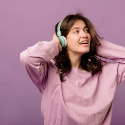 Πώς η μουσική ενισχύει τον εγκέφαλο και την ποιότητα ζωής