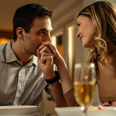 Future Faking: Όταν το «μαζί για πάντα» είναι το πιο chic ψέμα που σου έχουν πει