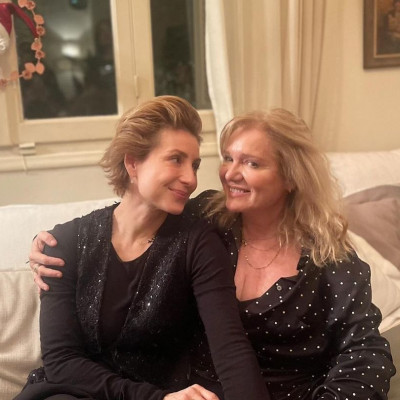 Η ρετρό λεπτομέρεια στο σπίτι της Μαρίας Καβογιάννη στον Βύρωνα και τα vibes μίας άλλης εποχής