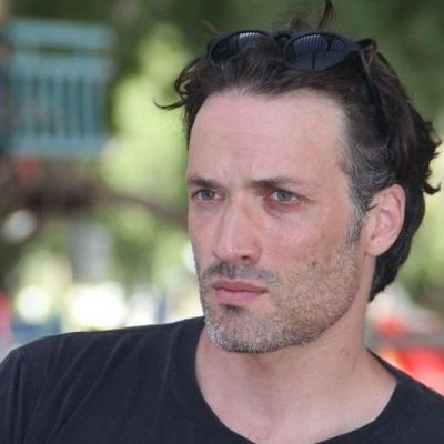 Από καπετάνιος στη Μεγάλη Χίμαιρα, ο Ανδρέας Κωνσταντίνου γίνεται γιατρός στο Τελευταίο νησί