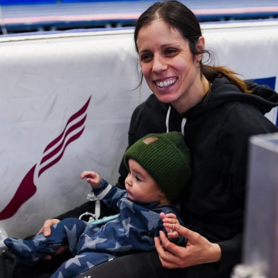 Η εικόνα της Στεφανίδη με τον σύζυγο και τον γιο τους στο στάδιο είναι η κανονικότητα που μας αξίζει