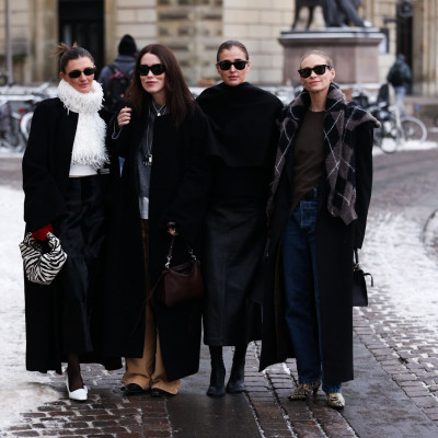 5 casual looks από το streetstyle για να αντιγράψεις σήμερα και όλα έχουν ένα κοινό παρονομαστή