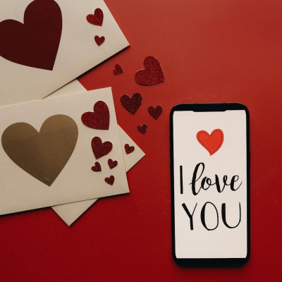 Όχι, μην στείλεις μήνυμα στον πρώην σου την Ημέρα του Αγίου Βαλεντίνου!