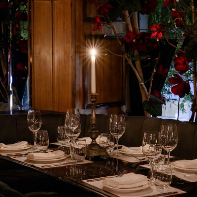 Πού θα βρούμε κάθε Τρίτη βράδυ τους πιο διάσημους Έλληνες σεφ σε μαγειρικές συμπράξεις;