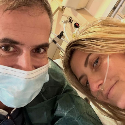 Εξιτήριο μετά από 13 μέρες για τη Σία Κοσιώνη: Η φωτογραφία και το μήνυμα για τον εμβολιασμό