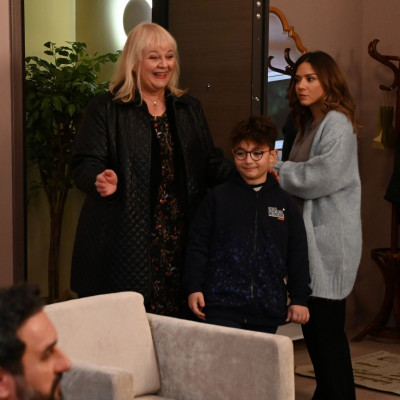 Μία υποψία απιστίας δημιουργεί αναστάτωση στο Σόι σου και στον Αλέξανδρο Μπουρδούμη