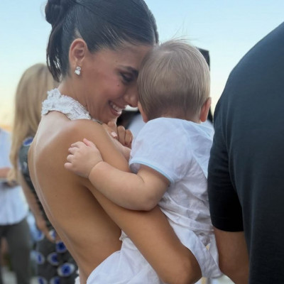 Στο νέο βίντεο της Νίκα το πιο τρυφερό πλάνο ήταν αυτό του Αργυρού Jr να φιλάει την κοιλίτσα της