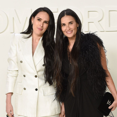 «Δουλεύω για την κόρη μου» H Rumer Willis λέει ότι δεν παίρνει χρήματα από τους διάσημους γονείς της