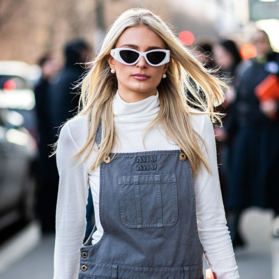 Πώς να πετύχεις το τέλειο ίσιωμα με το πιστολάκι σου, βήμα-βήμα!