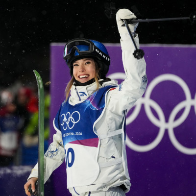 Η «χρυσή» απάντηση της ασημένιας Eileen Gu στην πιο τοξική ερώτηση των Χειμερινών Ολυμπιακών Αγώνων