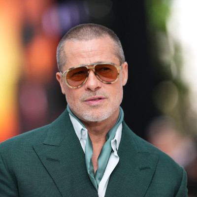 «The Riders»: Όσα πρέπει να γνωρίζεις για την ταινία που έφερε τον Brad Pitt στην Ύδρα