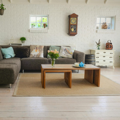 Αντίο στο δάπεδο laminate: Η κομψή τάση που θα κυριαρχήσει στον εσωτερικό σχεδιασμό το 2026