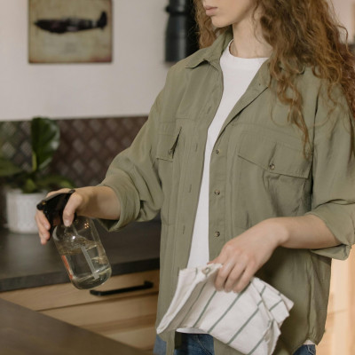 12 αντικείμενα στο σπίτι που δεν ήξερες ότι το ξίδι μπορεί να καθαρίσει άψογα