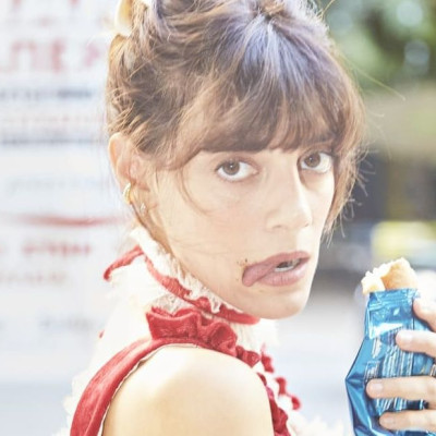 Η Μαρί Αντουανέτ επιστρέφει, αυτή τη φορά στο Δώμα του Θεάτρου του Νέου Κόσμου.