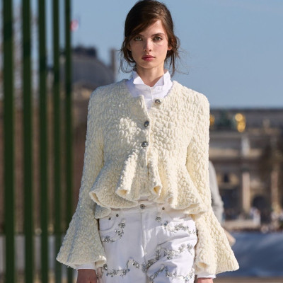 Jonathan Anderson's Dior: Η urban ρομαντική συλλογή που θέλαμε για την επόμενη σεζόν F/W26-27