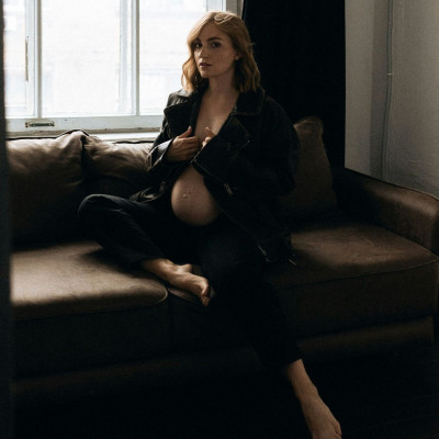 Η Γυναίκα του Σήμερα Δεν Βιάζεται — Επιλέγει