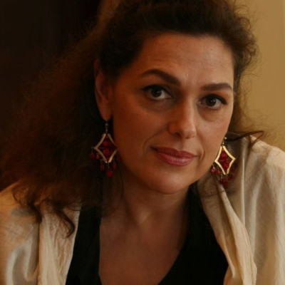 Laura Mercier για τις γυναίκες:  «Το δέρμα πρέπει πάντα να παραμένει αυθεντικό»