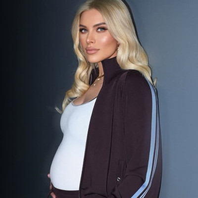 Πέρα από τα memes για το σάντουιτς, η Καινούργιου είπε αυτά που πρέπει για το σώμα στην εγκυμοσύνη