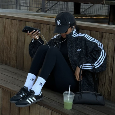 Τα sneakers που ταιριάζουν σε κάθε everyday look και θα φοράς ξανά και ξανά