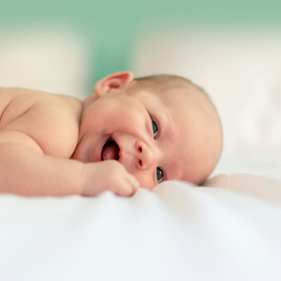 Αν κοιτάζεις συνεχώς το νεογέννητο μωρό σου για να βεβαιωθείς ότι είναι καλά, υπάρχει λόγος