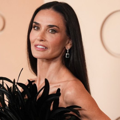 Τα ballet slippers lips είναι η μεγάλη τάση των Oscars 2026 και δε ξέρουμε πώς νιώθουμε γι' αυτό