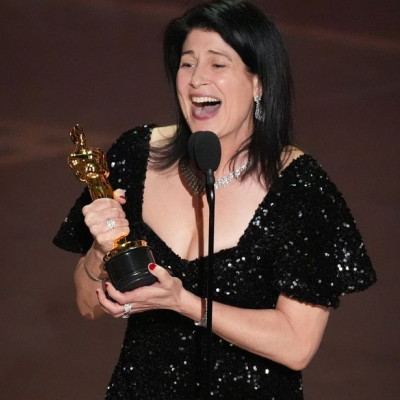 Η Cassandra Kulukundis γράφει ιστορία στα Όσκαρ: Ένας θρίαμβος με ελληνική καταγωγή