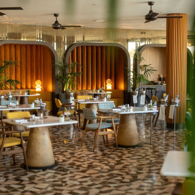 Λαχταριστές εμπειρίες brunch για μικρούς και μεγάλους με φόντο την αθηναϊκή Ριβιέρα