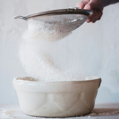 Γιατί να αναμειγνύεις απορρυπαντικό πιάτων με ζάχαρη;