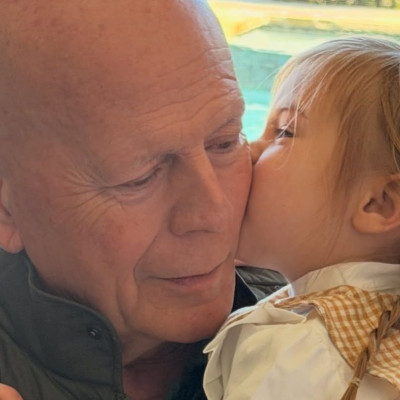 Ο Bruce Willis έγινε 71: Το φιλανθρωπικό ταμείο με το όνομά του και τα πλάνα με την εγγονή του