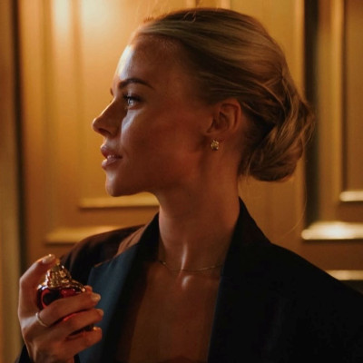 5 γυναικεία αρώματα που θα είναι τάση την άνοιξη 2026