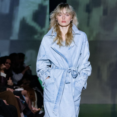 Η Answear υποδέχεται τη σεζόν άνοιξη/ καλοκαίρι 2026 με το πρώτο της fashion show