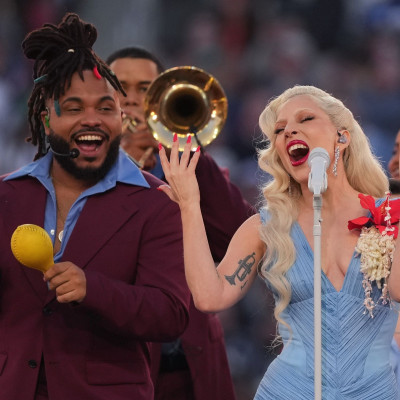 H Lady Gaga γίνεται 40 και υποκλινόμαστε σε 10 +1 φράσεις της για τη γυναικεία αυτοπεποίθηση