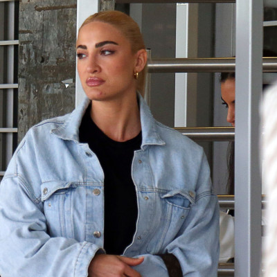 Το ξέσπασμα & οι 8 προβολές του βίντεο που πλήγωσαν την Ιωάννα Τούνη: Νέα αναβολή στη δίκη της