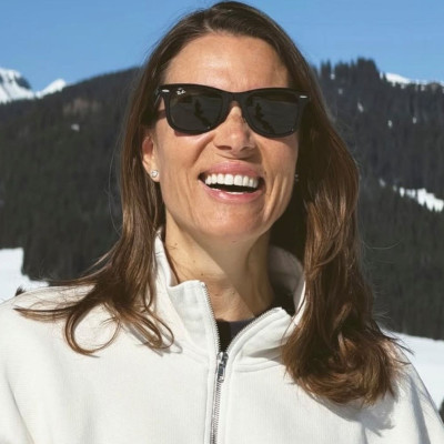 Η Βίκυ Καγιά επιλέγει ένα νέας γενιάς έλαιο μαλλιών που μας έπεισε να δοκιμάσουμε