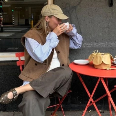 Πρόσθεσε το πιο underrated αξεσουάρ στο look σου σήμερα για να πετύχεις το coolness που θες