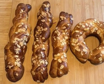 Συνταγή για μαστιχωτό τσουρέκι που θυμίζει παιδικά χρόνια