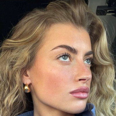 Πώς να κάνεις το foundation να μοιάζει με δέρμα; Κορυφαίοι make up artists αποκαλύπτουν