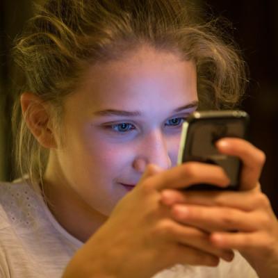 Απαγόρευση social media κάτω των 15 ετών:  Προστασία ή ένα μέτρο που θα παρακαμφθεί;