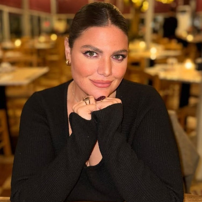 Η Δανάη Μπάρκα έγινε για λίγο «Στέλλα» δίπλα στον Αλέξη Γεωργούλη που ήταν ίδιος 25 χρόνια μετά