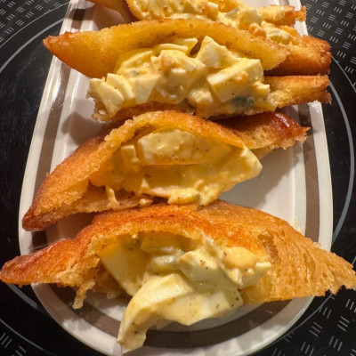 Η συνταγή που θα κάνετε με τα αυγά που περίσσεψαν το Πάσχα είναι τα Egg Sando και θα με θυμηθείτε!