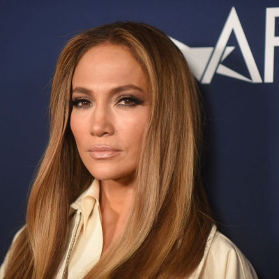 Το lip technique της Jennifer Lopez που χαρίζει πιο γεμάτα και φυσικά χείλη