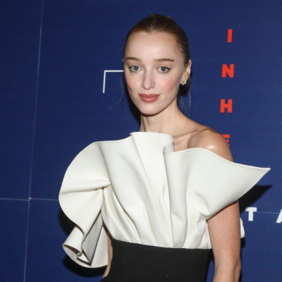 Η Phoebe Dynevor εξηγεί την αλήθεια για την απουσία της από το Bridgerton: Τι πραγματικά συνέβη