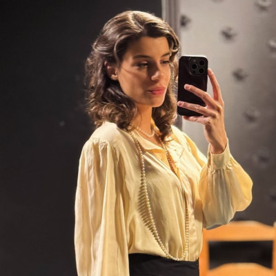 Η Δανάη Τάγαρη ως Θάλεια έρχεται στο Grand Hotel & γίνεται ο εφιάλτης του Δημήτρη Κίτσου