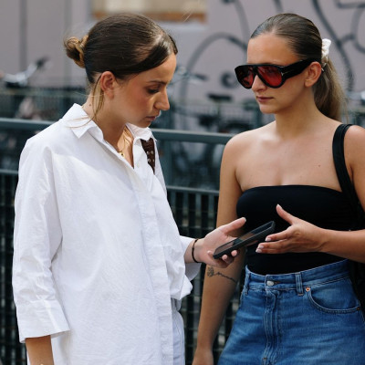 5 διαχρονικά Palazzo jeans από το ZARA που θα φοράς ξανά και ξανά