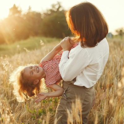 Το gentle parenting αποτυγχάνει χωρίς αυτόν τον κανόνα που ίσως αγνοείς