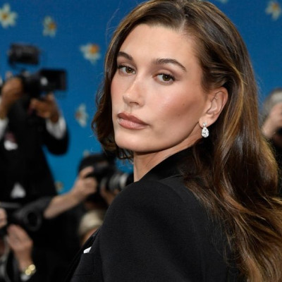 Θυμάσαι ποιο ήταν το mega beauty trend του Met Gala 2025; Εμείς, ναι!