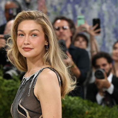 Ένα ήταν το trend από το Met Gala 2026 και ονομάζεται watercolor blush