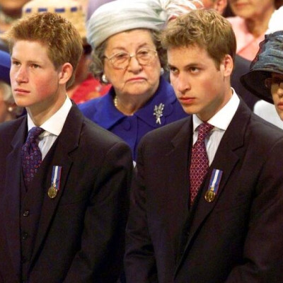 Η σχέση του Πρίγκιπα Harry με τον William ήταν καταδικασμένη από την αρχή, τα νέα δεδομένα