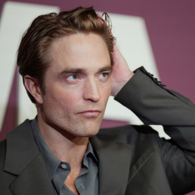 Καταλαβαίνεις ότι μεγάλωσες όταν ο Robert Pattinson γίνεται 40 και πρωταγωνιστεί σε ταινία του Nolan